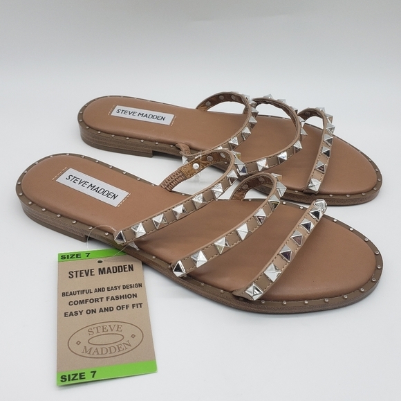 2550- Steve Madden Studded Slip-On Sandals Nude Tan Size 7 NWT - Picture 2 of 9